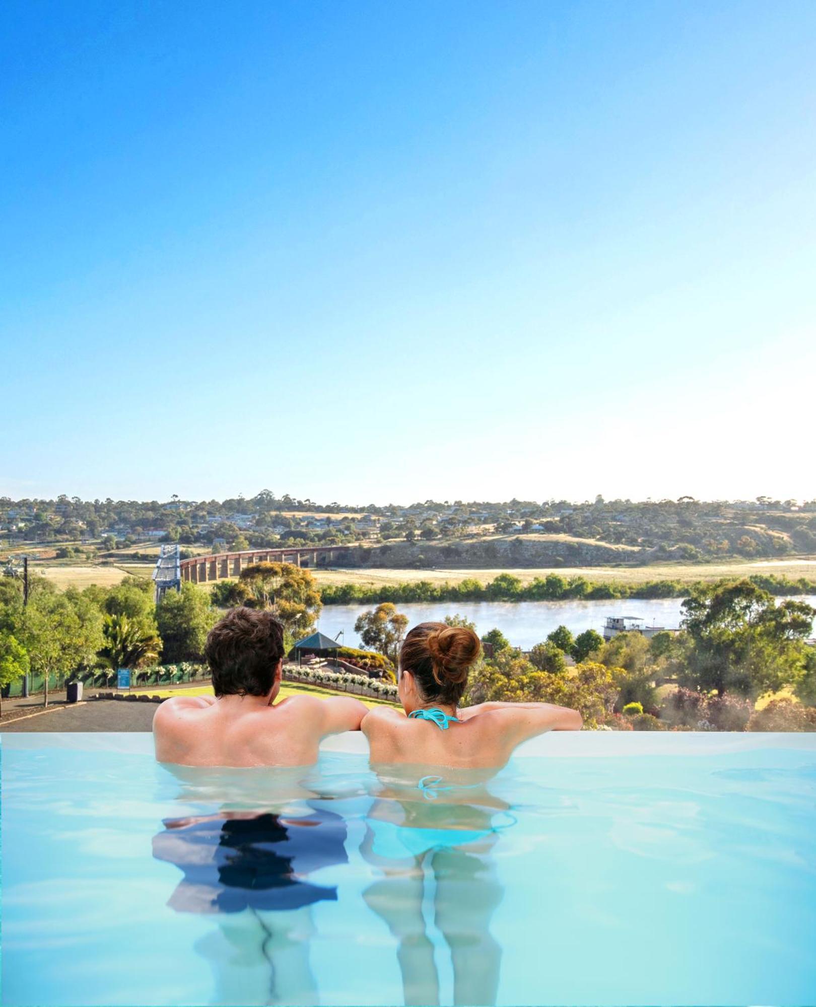 Bridgeport Hotel Murray Bridge Bagian luar foto