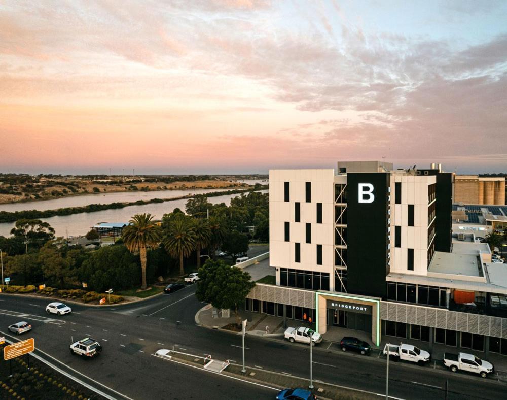 Bridgeport Hotel Murray Bridge Bagian luar foto