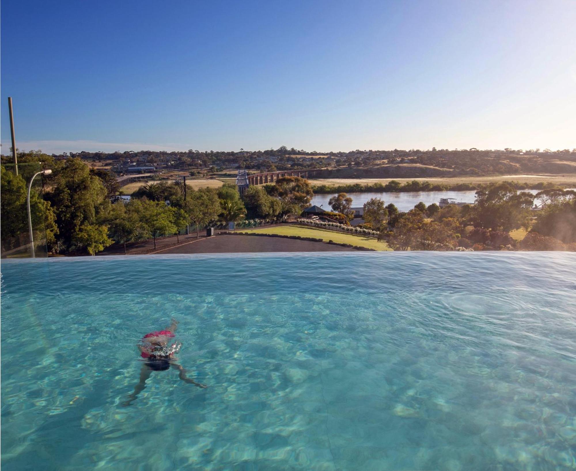 Bridgeport Hotel Murray Bridge Bagian luar foto