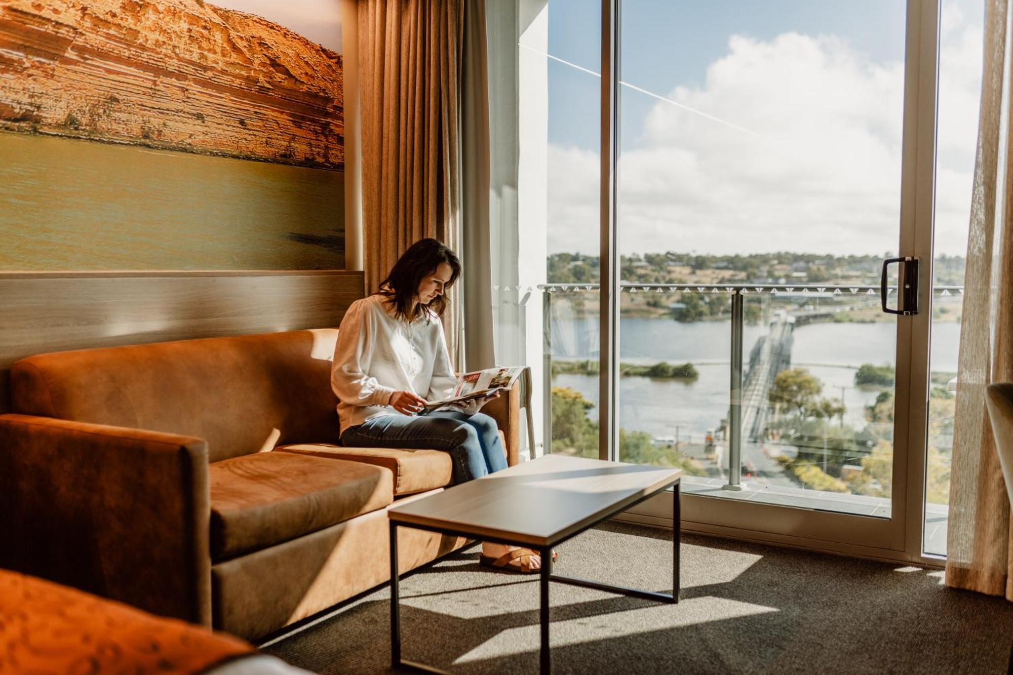 Bridgeport Hotel Murray Bridge Bagian luar foto